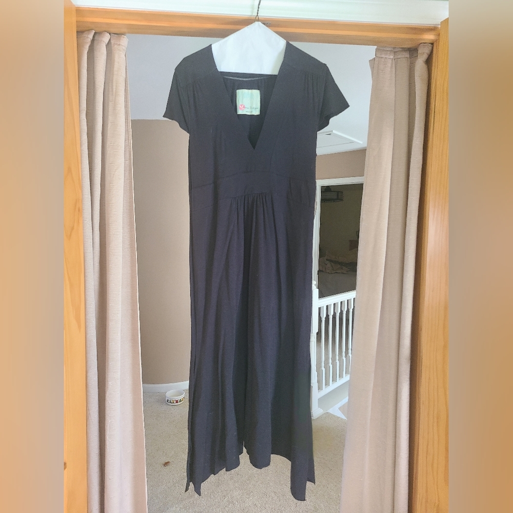 Carve Designs long black short sleeve dress. NWT XL